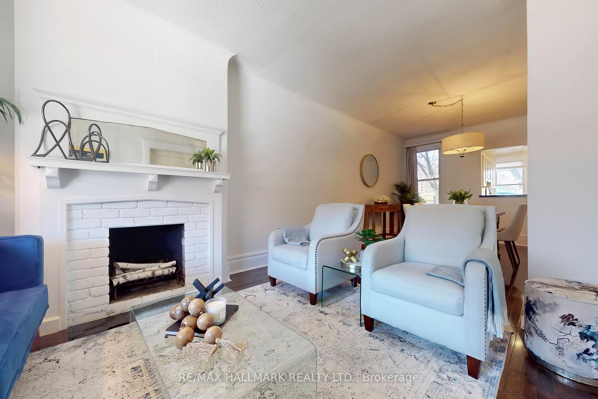 Photo 4 of 10 Garnock Avenue, Toronto, North Riverdale — HOMEH