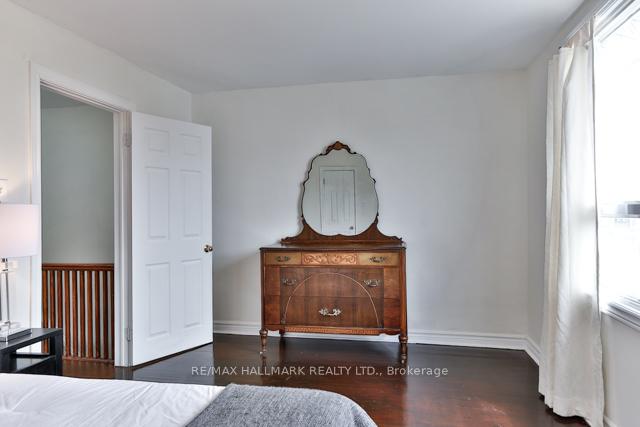 Photo 12 of 4 Myrtle Avenue, Toronto, South Riverdale — HOMEH