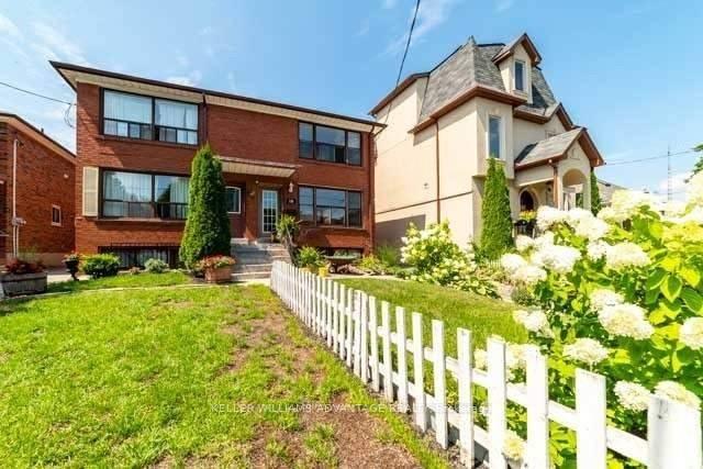Photo 3 of Unit Upper, 226 Pickering Street, Toronto, East End-Danforth — HOMEH