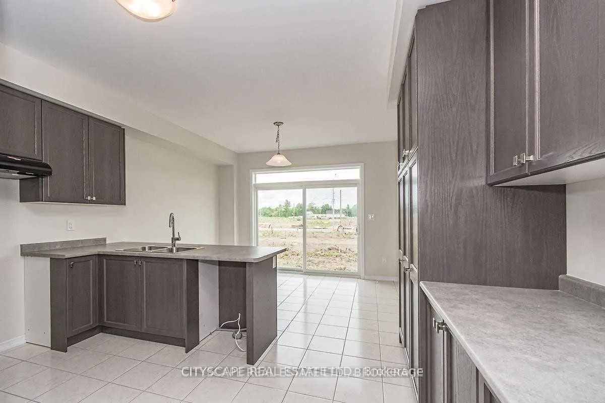 Photo 9 of 2 Alexandra Drive, Thorold, Hurricane/Merrittville — HOMEH