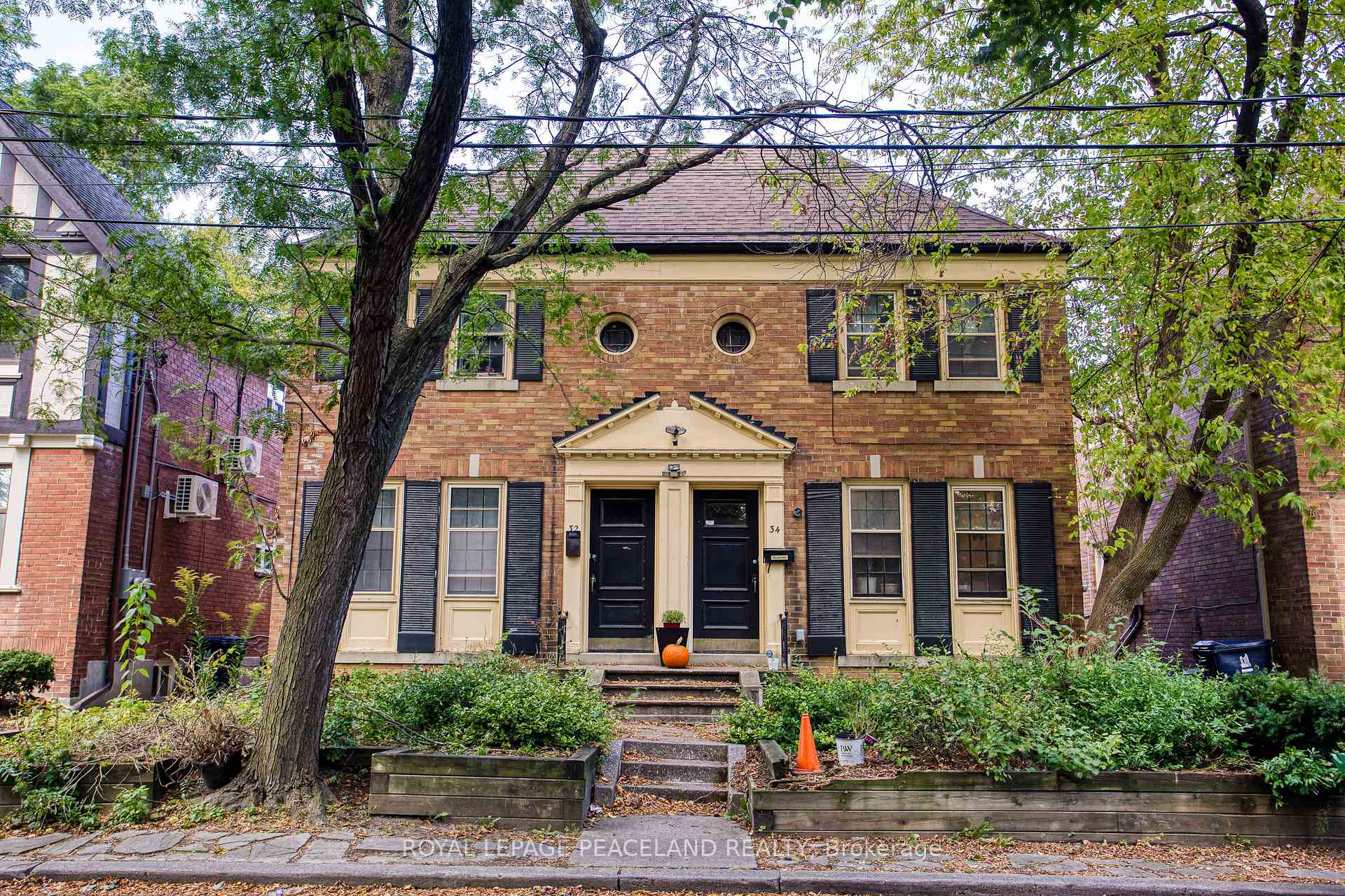 Photo 1 of 32 Strathgowan Avenue, Toronto, Lawrence Park South — HOMEH