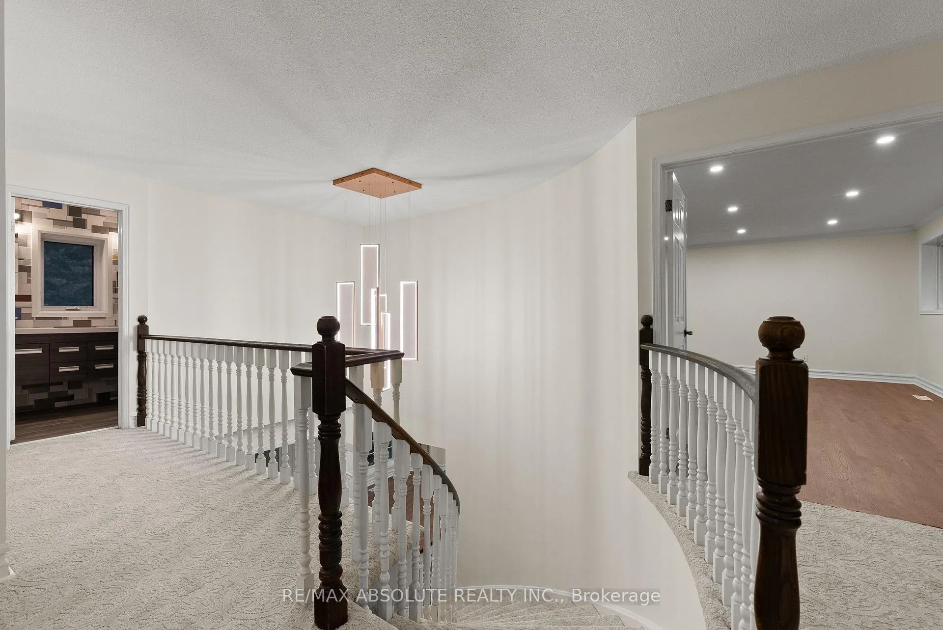 Photo 7 of 6 Howard Court, Ottawa, Barrhaven - Hearts Desire — HOMEH