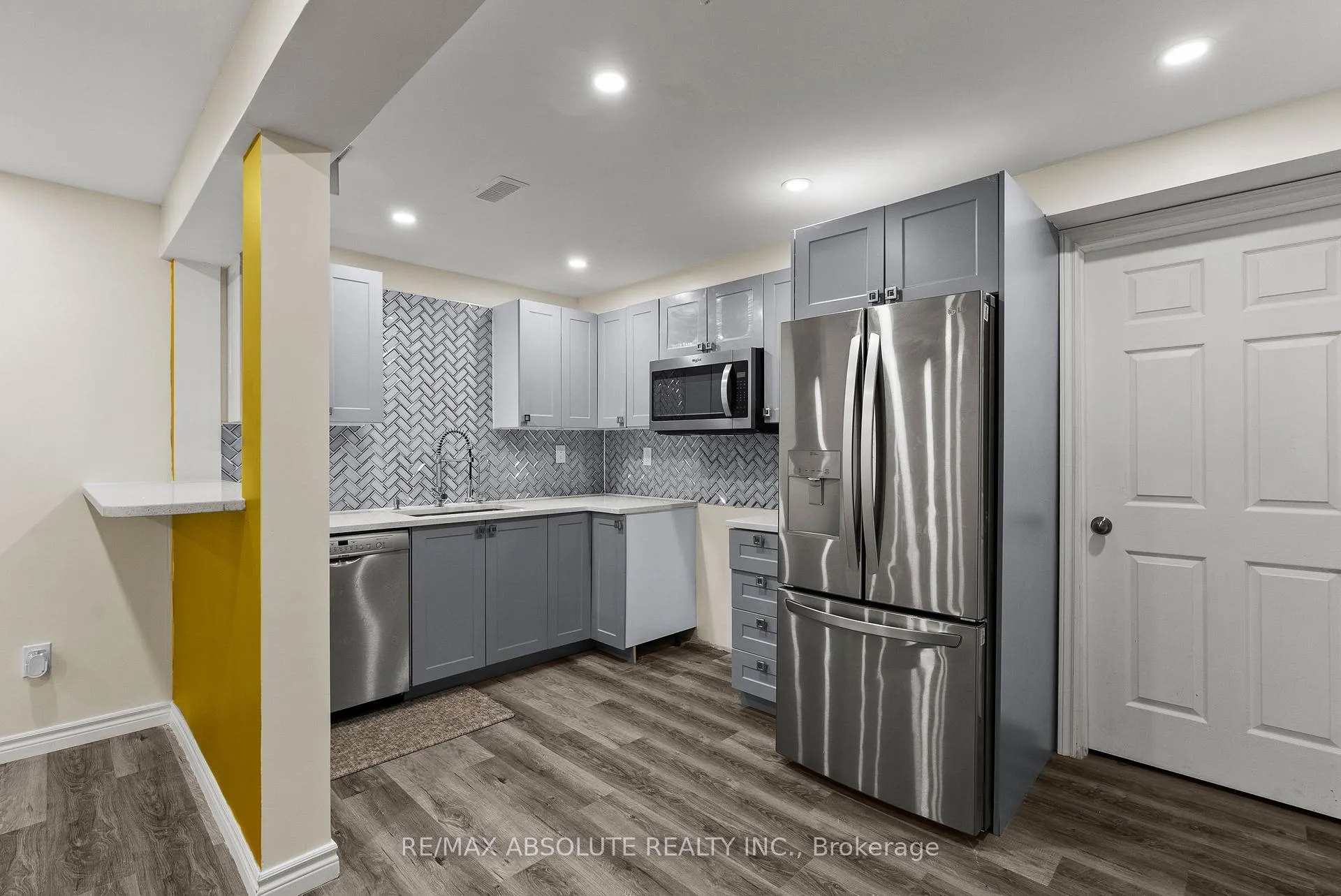 Photo 10 of 6 Howard Court, Ottawa, Barrhaven - Hearts Desire — HOMEH