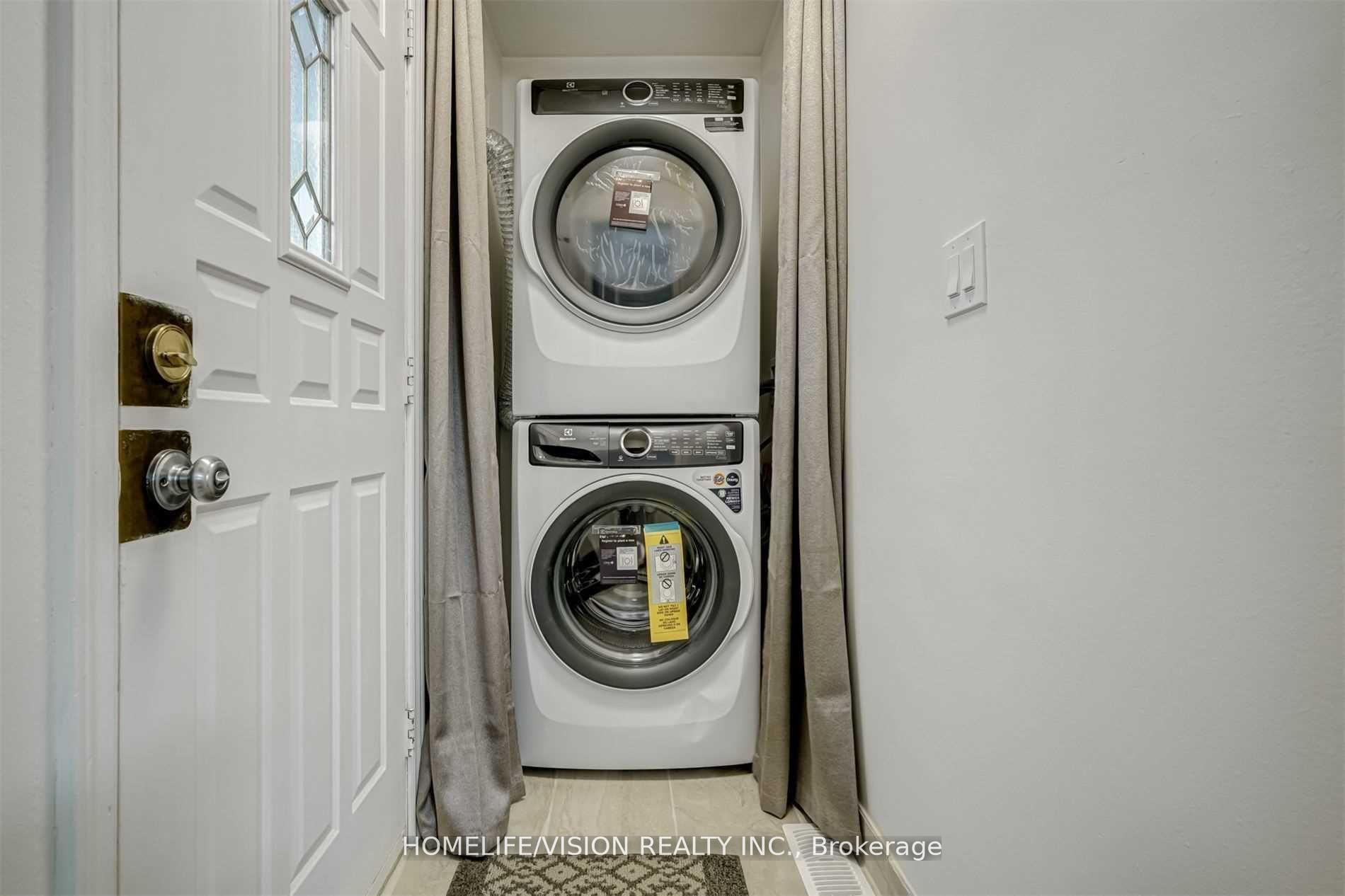 Photo 3 of Unit Main, 65 Ellington Drive E, Scarborough, Wexford-Maryvale — HOMEH