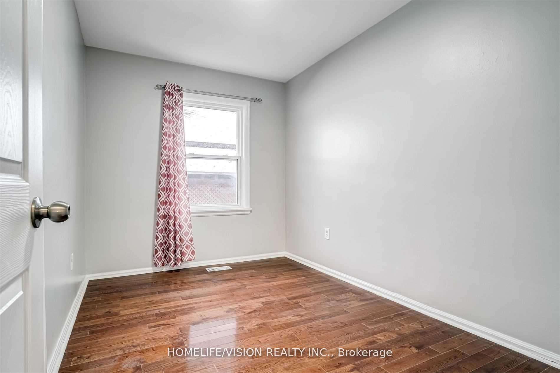 Photo 17 of Unit Main, 65 Ellington Drive E, Scarborough, Wexford-Maryvale — HOMEH