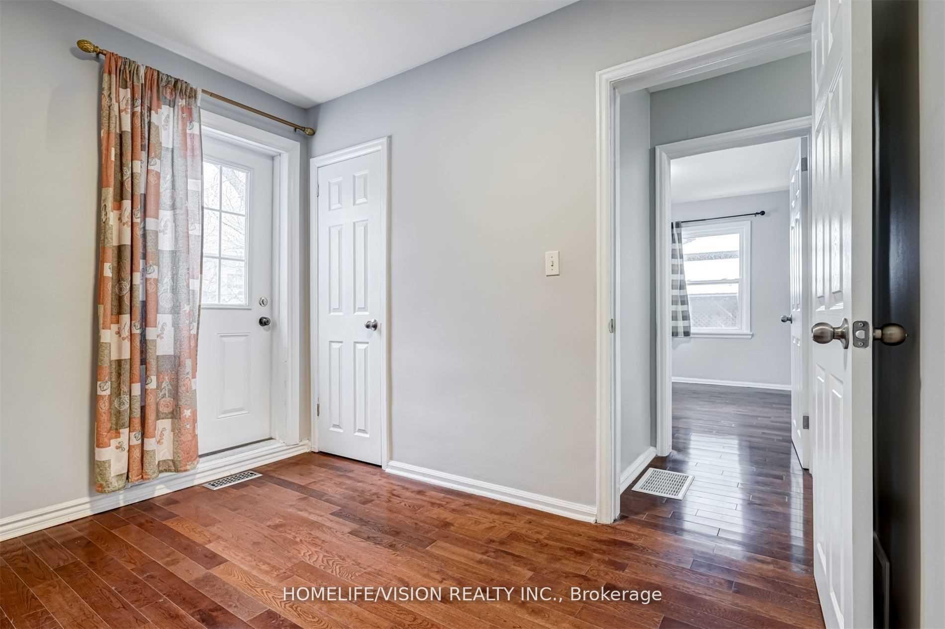Photo 24 of Unit Main, 65 Ellington Drive E, Scarborough, Wexford-Maryvale — HOMEH