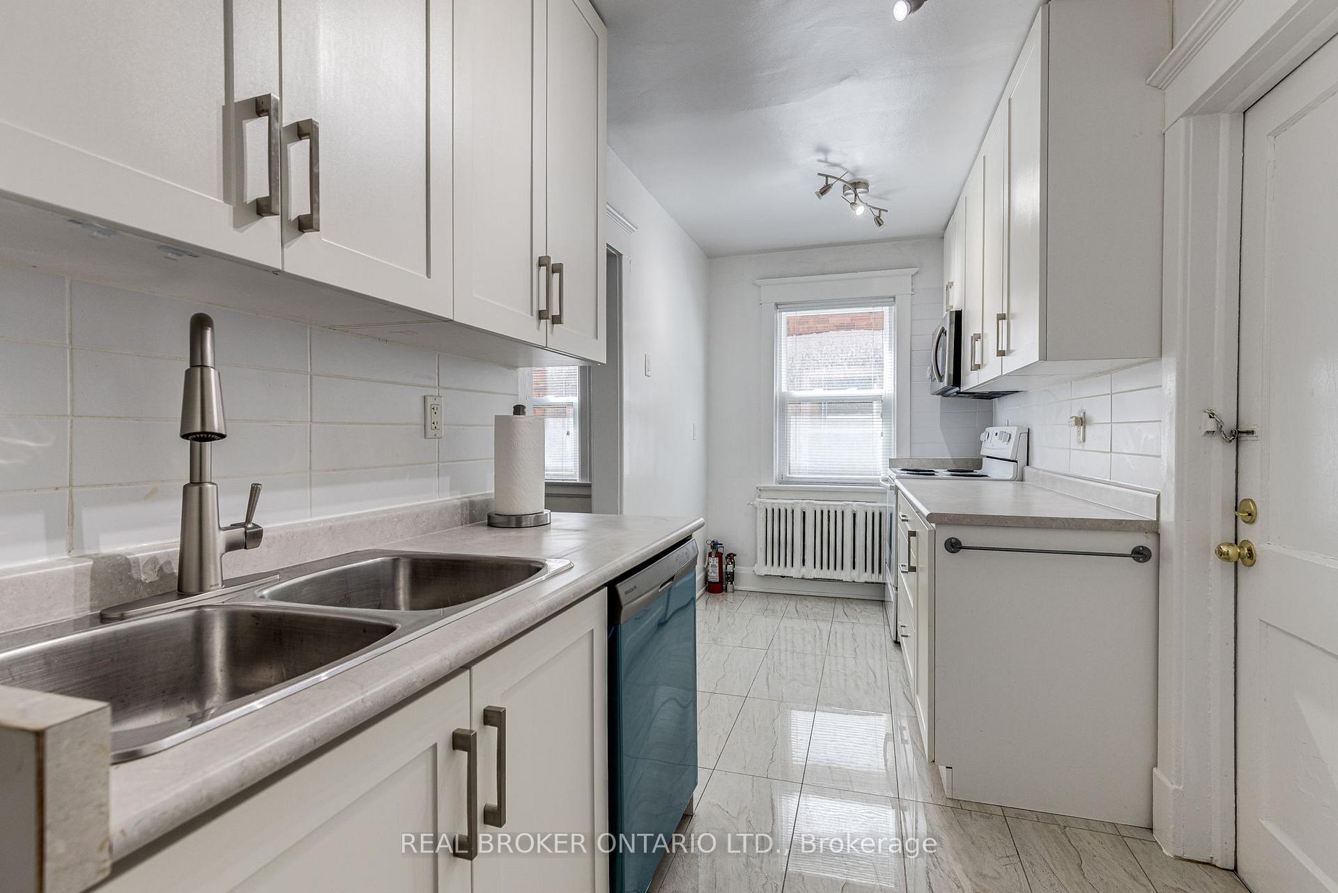 Photo 11 of Unit G/F, 72 Glen Manor Drive, Toronto, The Beaches — HOMEH