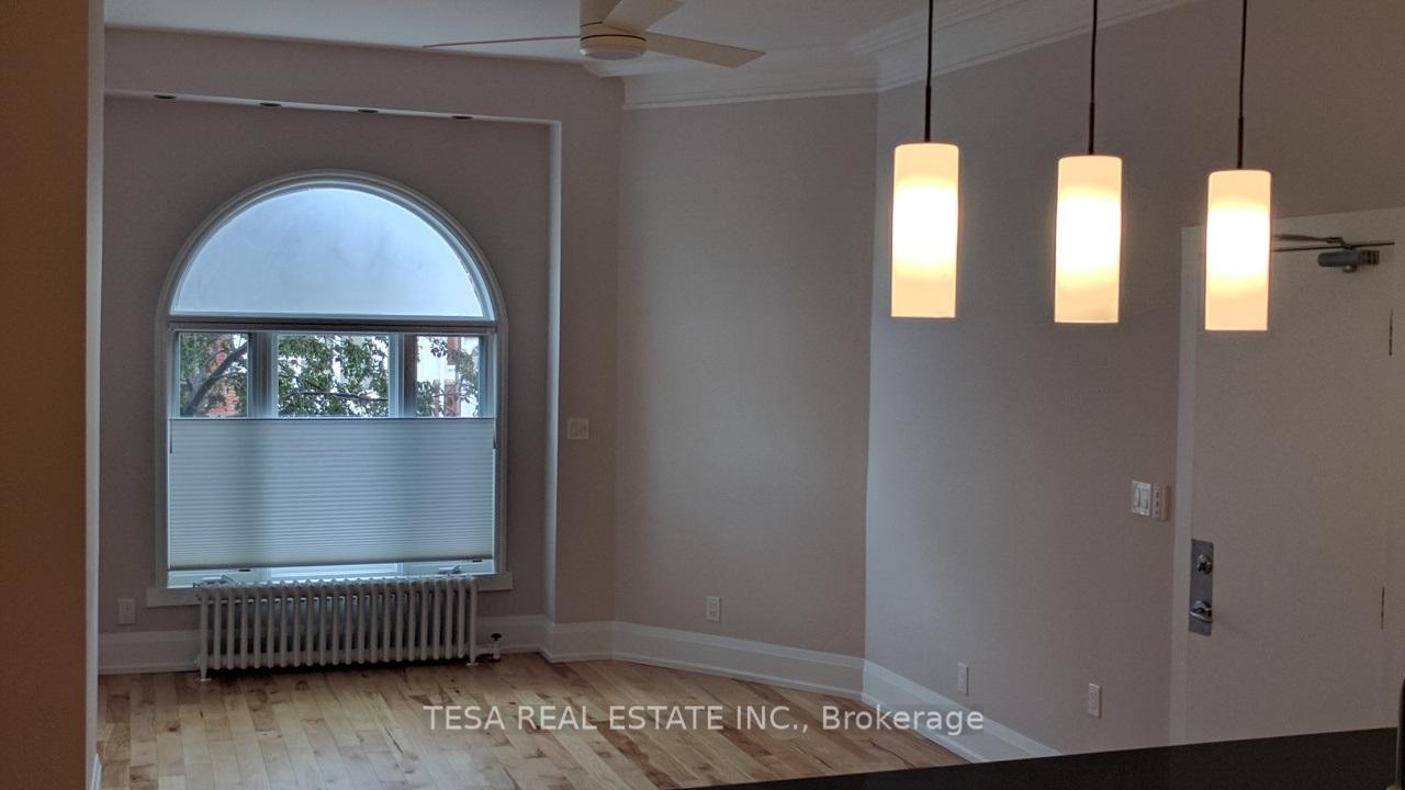 Photo 4 of Unit Main, 648 Bathurst Street, Toronto, Palmerston-Little Italy — HOMEH