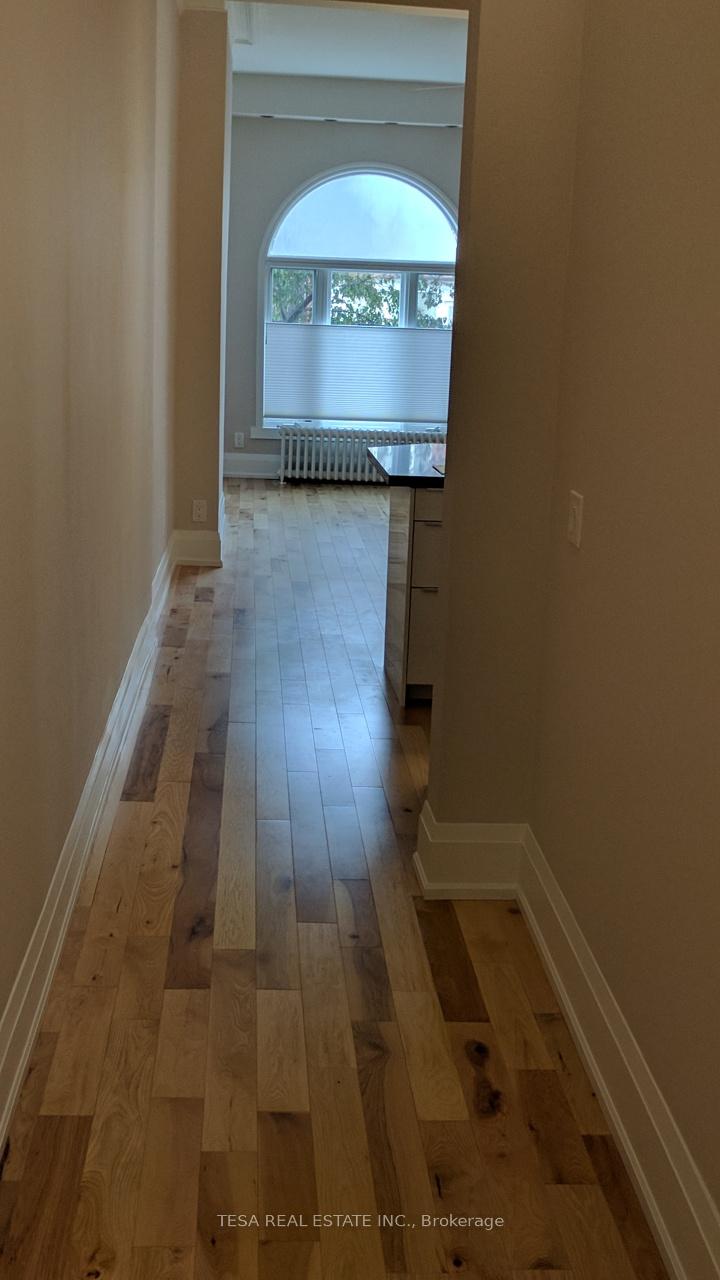 Photo 9 of Unit Main, 648 Bathurst Street, Toronto, Palmerston-Little Italy — HOMEH