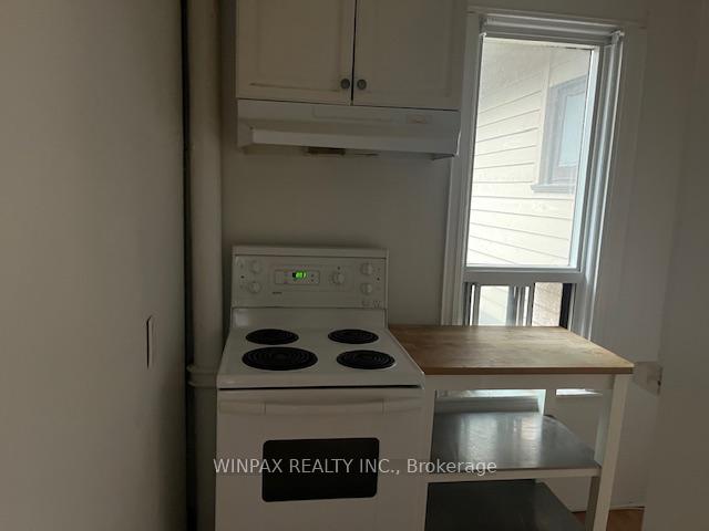 Photo 8 of Unit Apt # 2, 2222 Queen Street E, Toronto, The Beaches — HOMEH