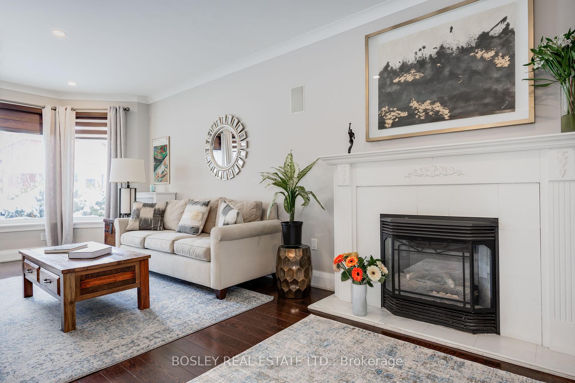 Photo 5 of 14 Swanwick Avenue, Toronto, The Beaches — HOMEH