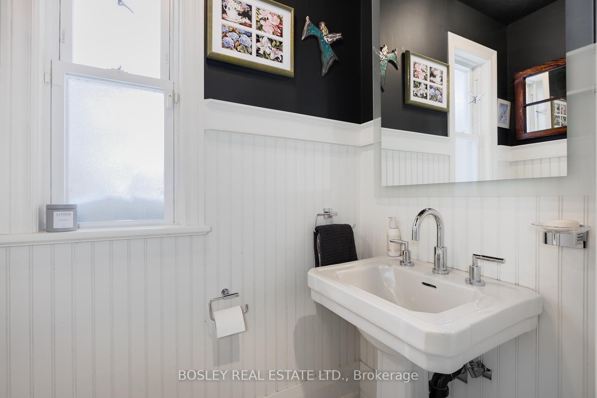 Photo 15 of 14 Swanwick Avenue, Toronto, The Beaches — HOMEH