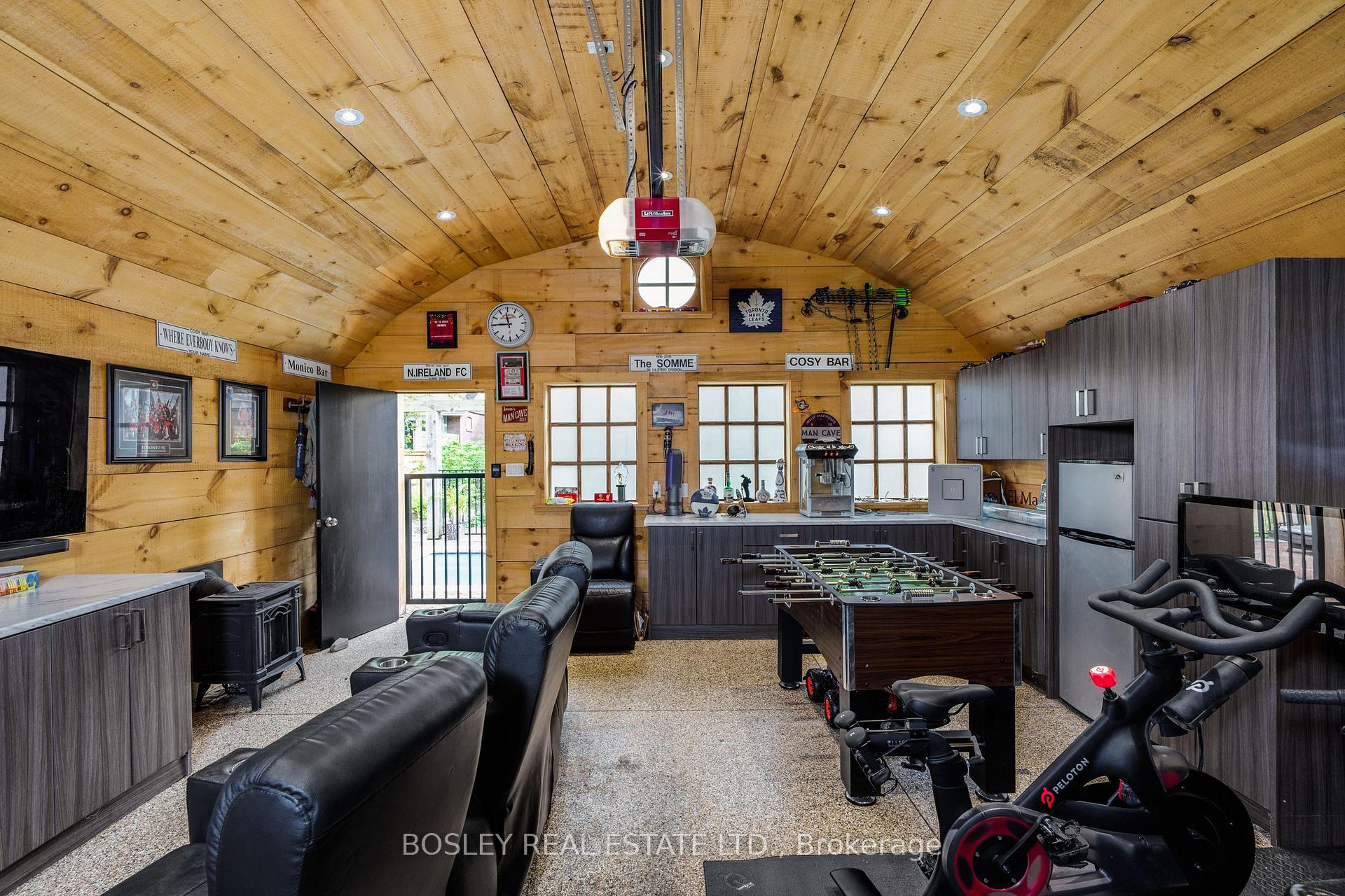 Photo 33 of 14 Swanwick Avenue, Toronto, The Beaches — HOMEH