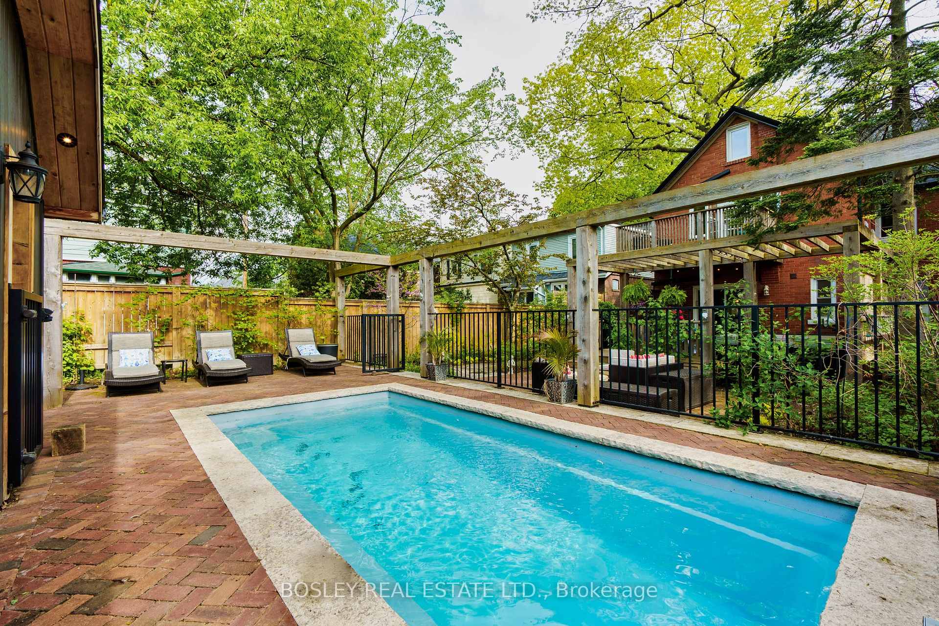Photo 38 of 14 Swanwick Avenue, Toronto, The Beaches — HOMEH