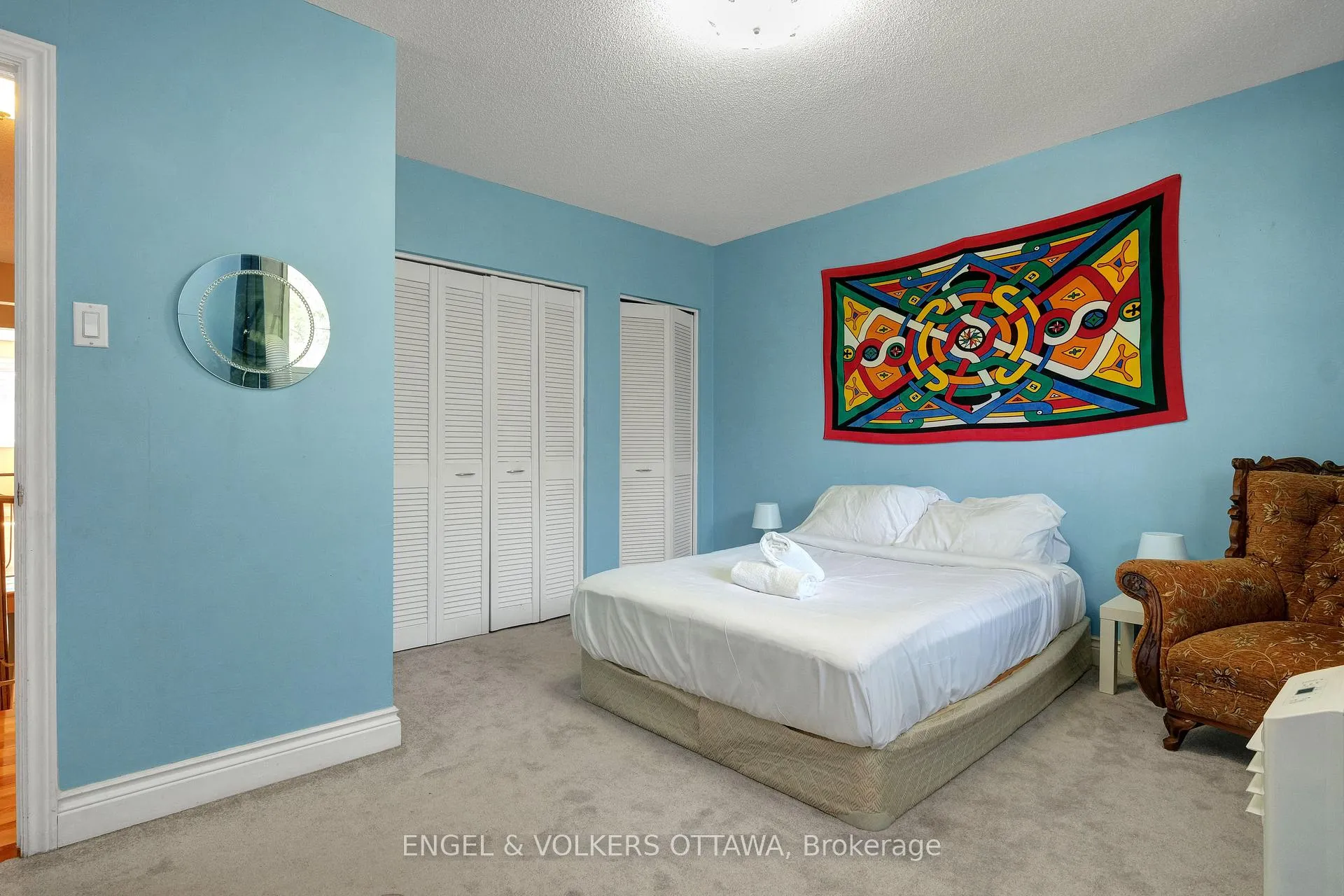 Photo 15 of Unit A, 621 Pleasant Park Road, Ottawa, Playfair Park — HOMEH