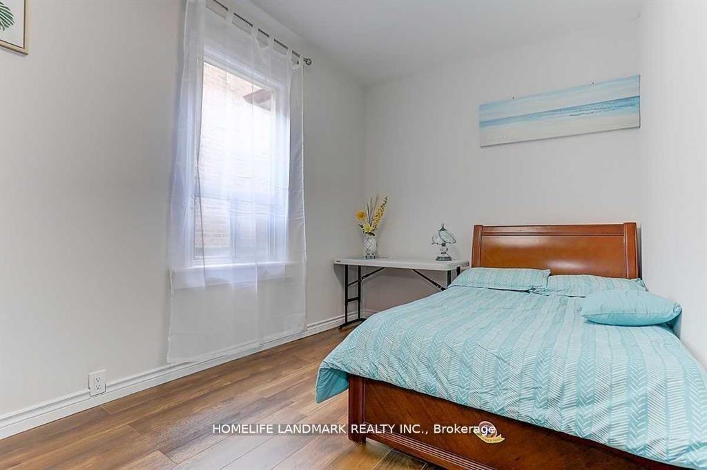 Photo 12 of 20 Grove Avenue, Toronto, Trinity-Bellwoods — HOMEH