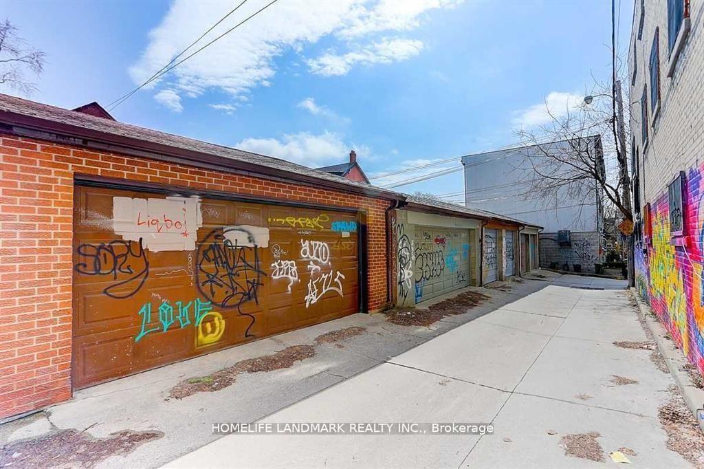 Photo 36 of 20 Grove Avenue, Toronto, Trinity-Bellwoods — HOMEH