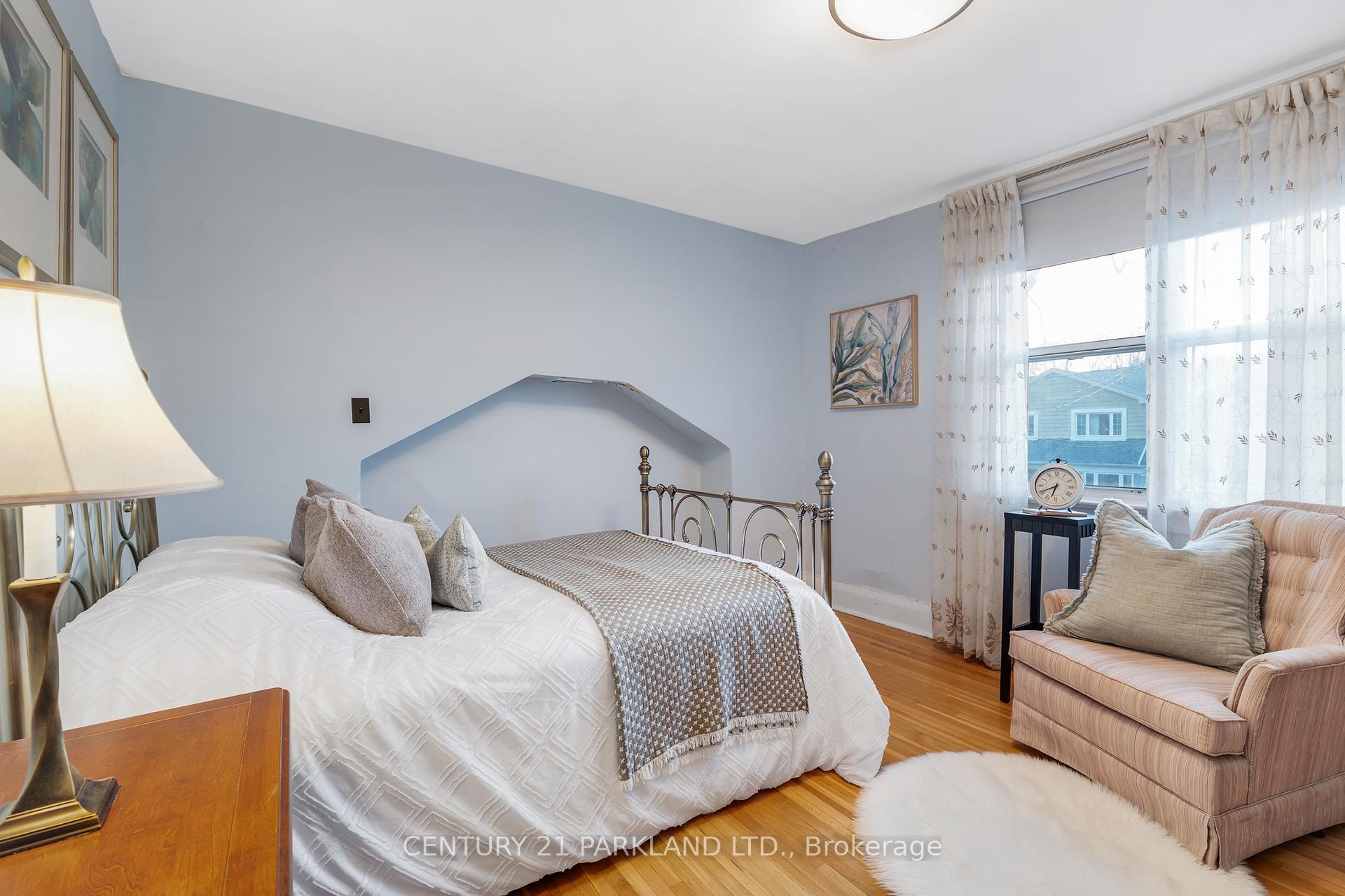 Photo 19 of 11 Lamb Avenue, Toronto, Greenwood-Coxwell — HOMEH