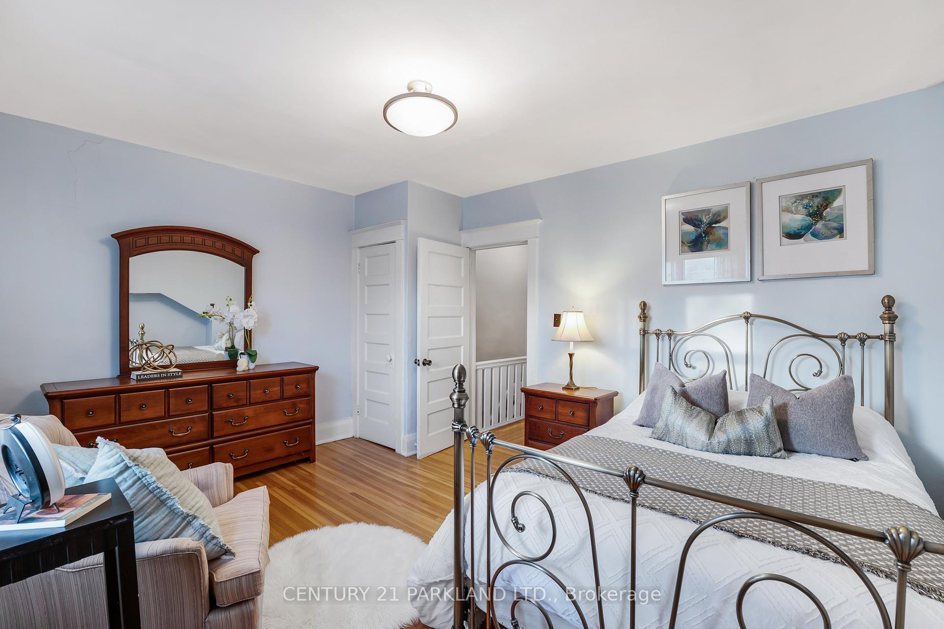 Photo 21 of 11 Lamb Avenue, Toronto, Greenwood-Coxwell — HOMEH