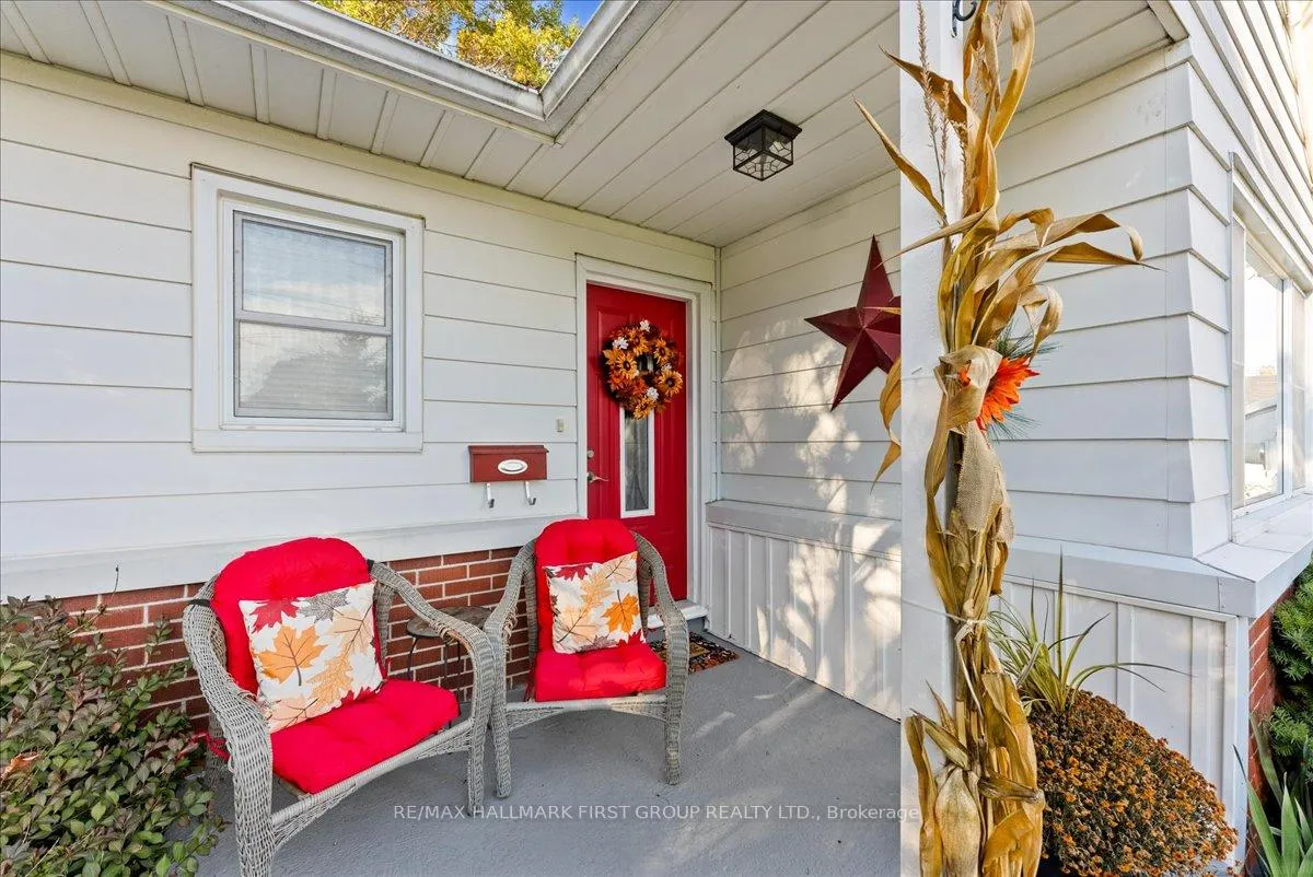 Photo 5 of 8 Concession Street E, Clarington, Bowmanville — HOMEH