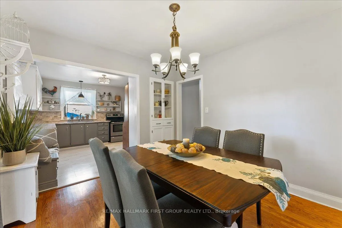 Photo 13 of 8 Concession Street E, Clarington, Bowmanville — HOMEH