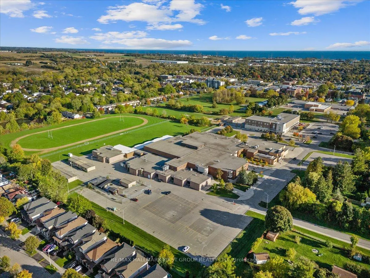 Photo 44 of 8 Concession Street E, Clarington, Bowmanville — HOMEH