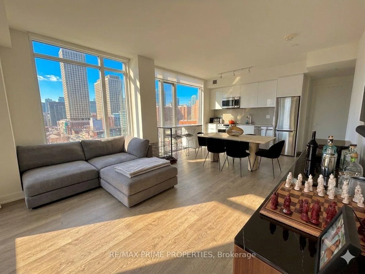 Photo 5 of Unit 823, 50 Power Street, Toronto, Moss Park — HOMEH