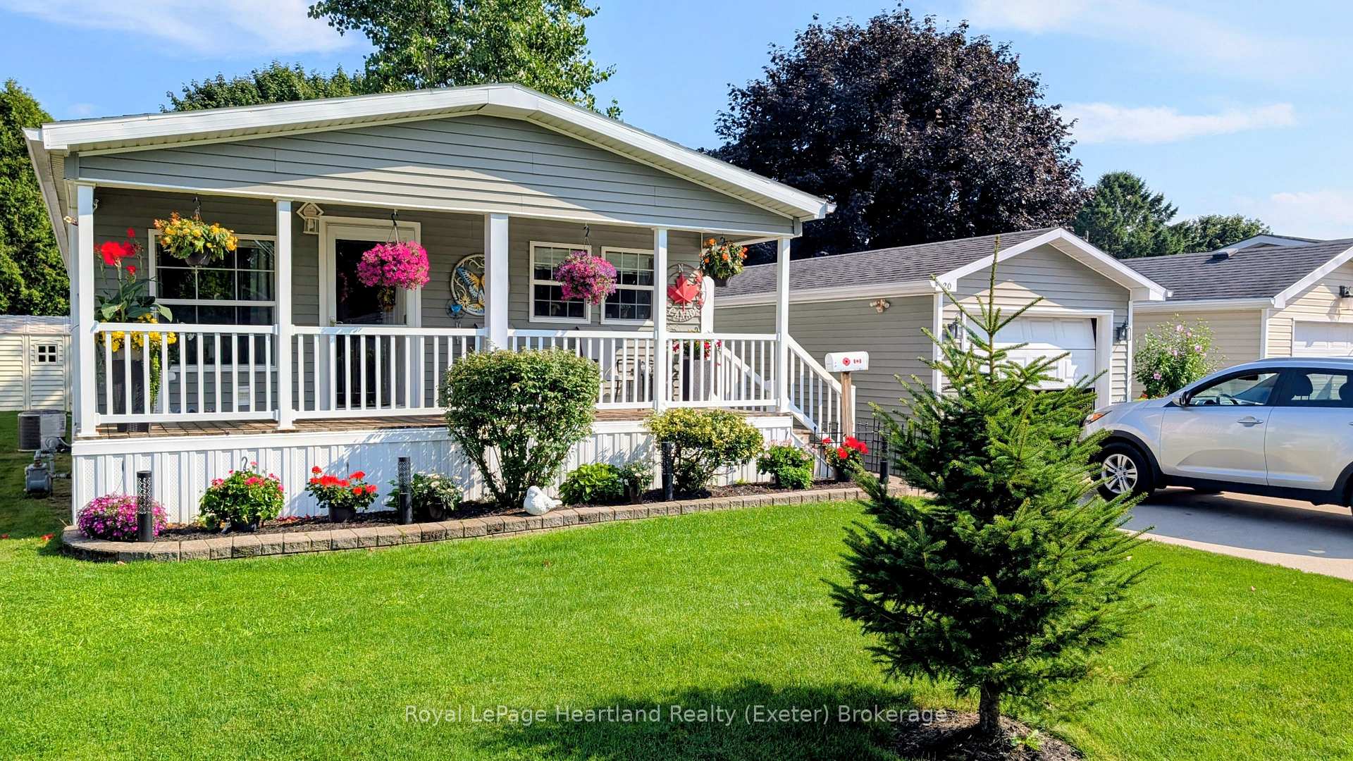 Photo 1 of 20 George Street, Strathroy-Caradoc, SE — HOMEH