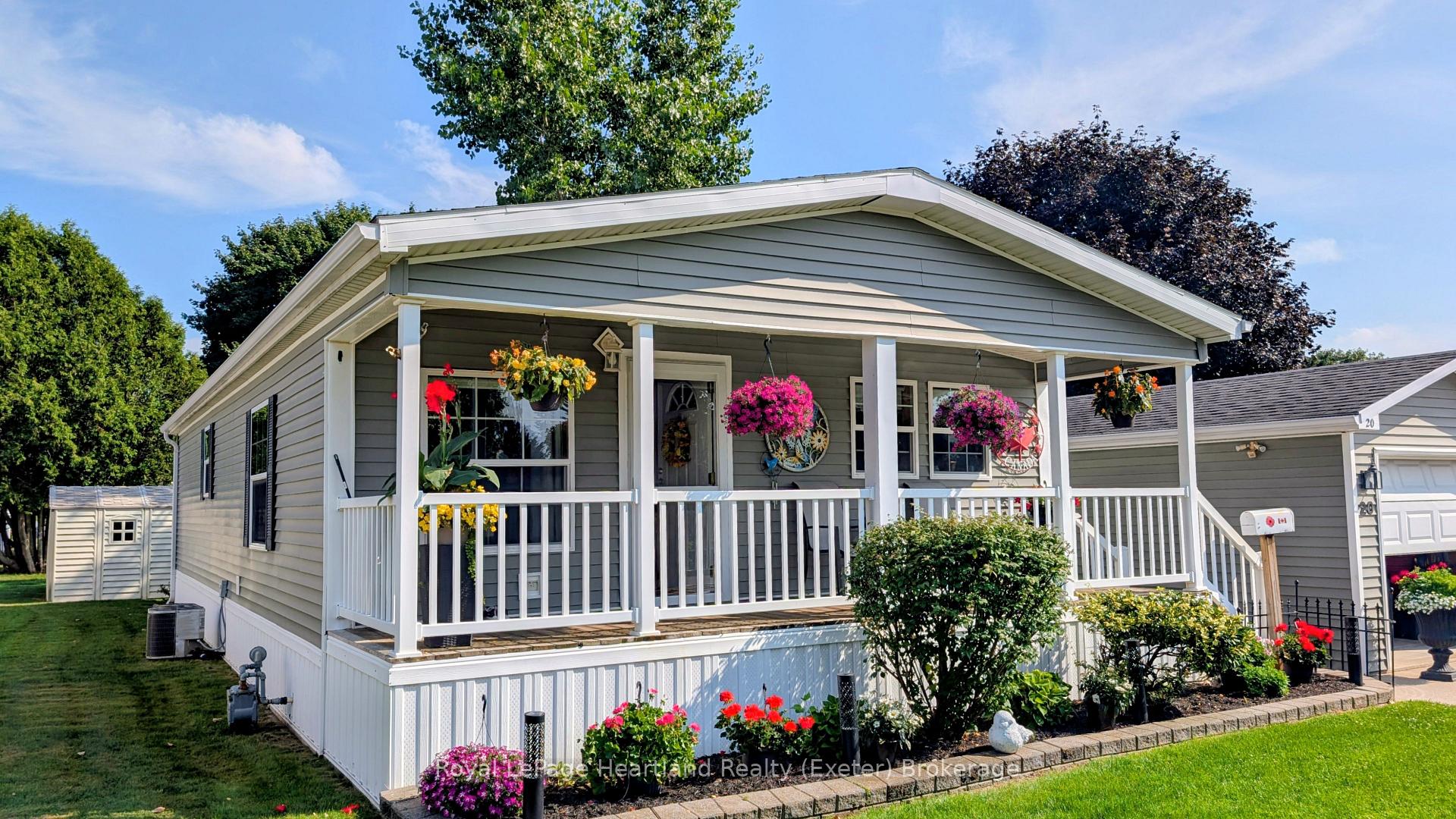 Photo 23 of 20 George Street, Strathroy-Caradoc, SE — HOMEH