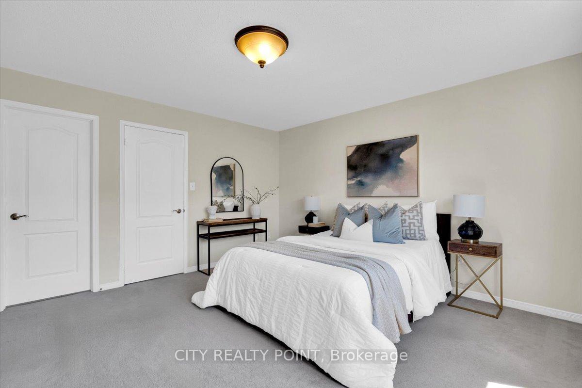 Photo 18 of 10 Edhouse Avenue, Scarborough, Clairlea-Birchmount — HOMEH