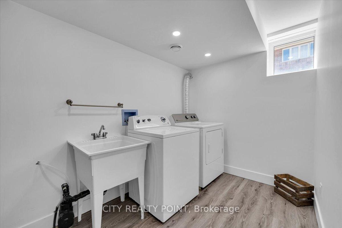 Photo 28 of 10 Edhouse Avenue, Scarborough, Clairlea-Birchmount — HOMEH