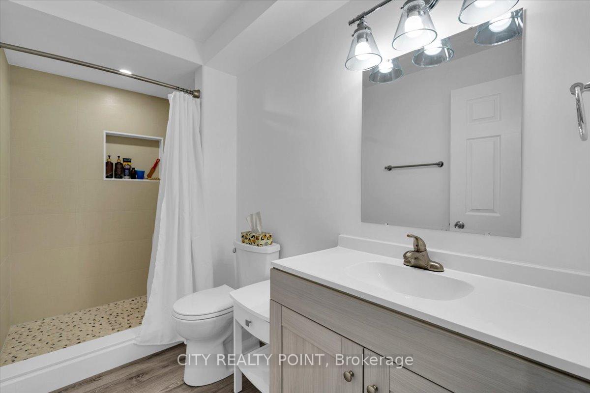 Photo 31 of 10 Edhouse Avenue, Scarborough, Clairlea-Birchmount — HOMEH