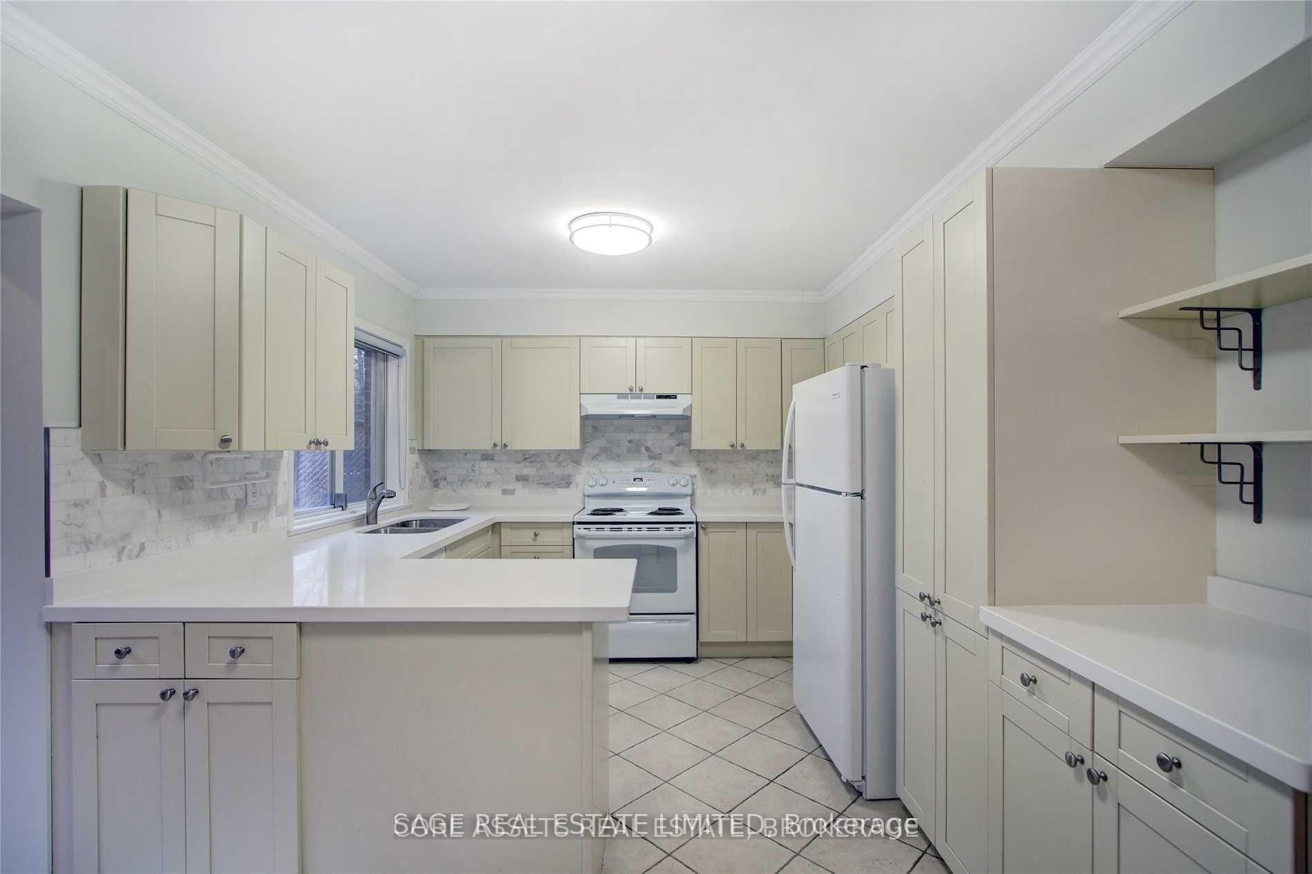 Photo 6 of 596 St. Clements Avenue, Toronto, Forest Hill North — HOMEH