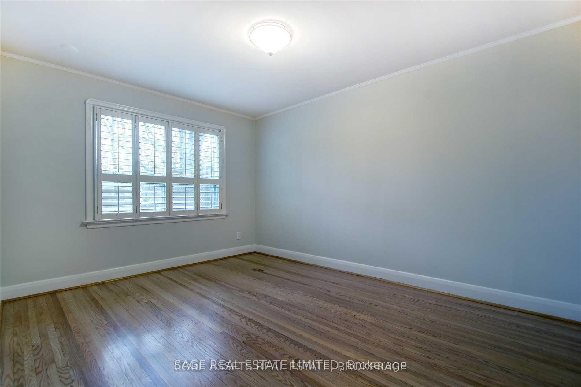 Photo 11 of 596 St. Clements Avenue, Toronto, Forest Hill North — HOMEH