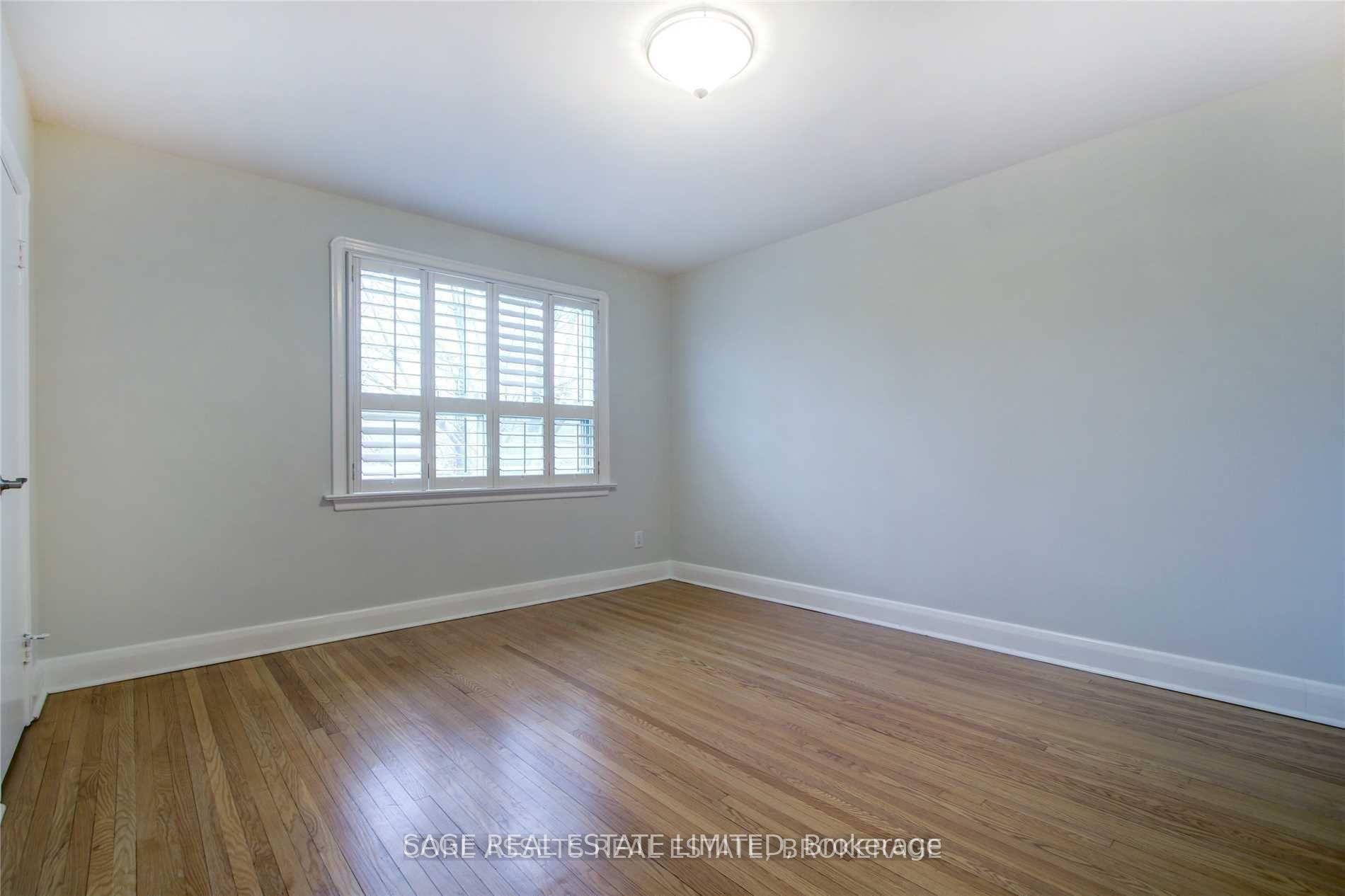 Photo 13 of 596 St. Clements Avenue, Toronto, Forest Hill North — HOMEH