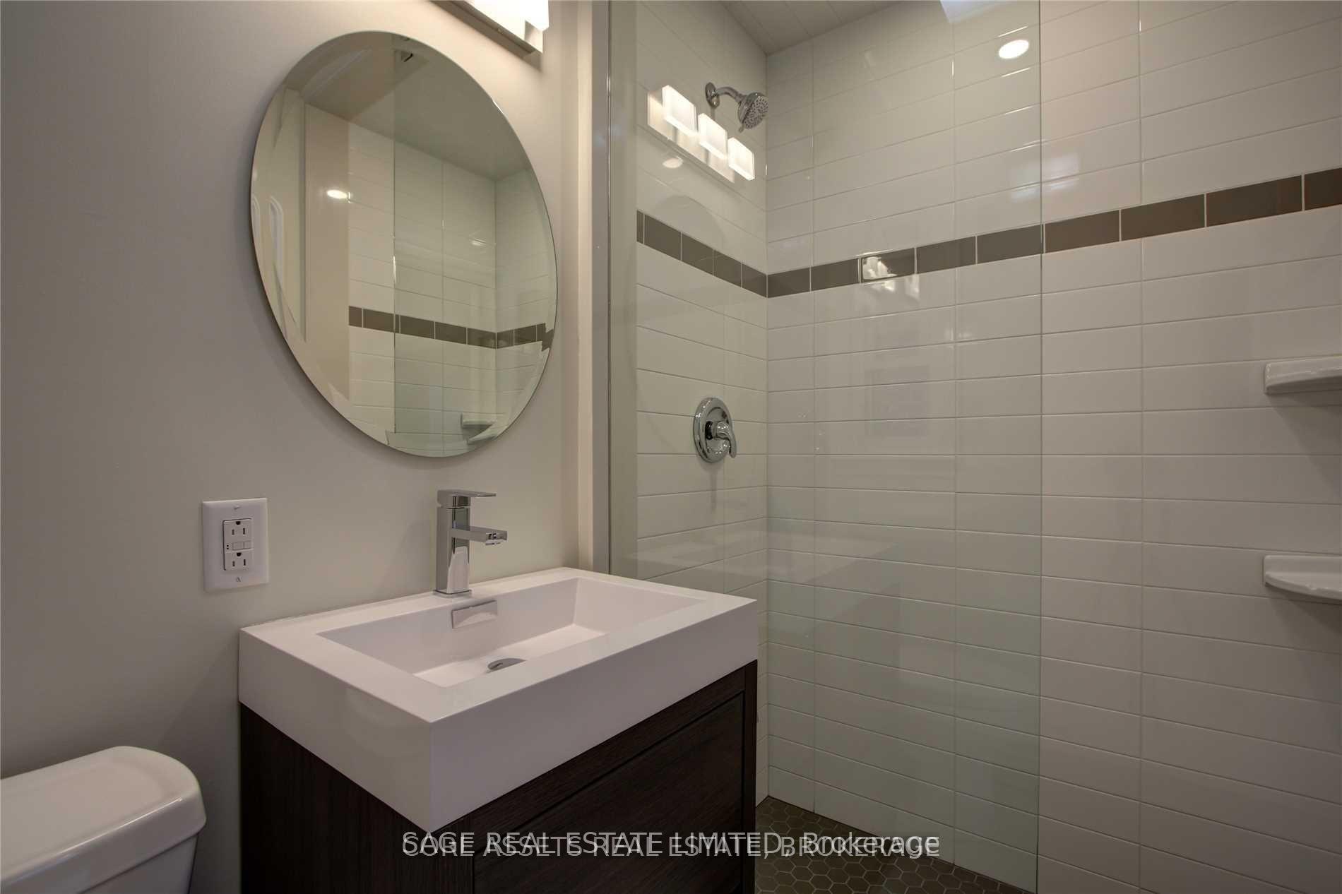 Photo 18 of 596 St. Clements Avenue, Toronto, Forest Hill North — HOMEH