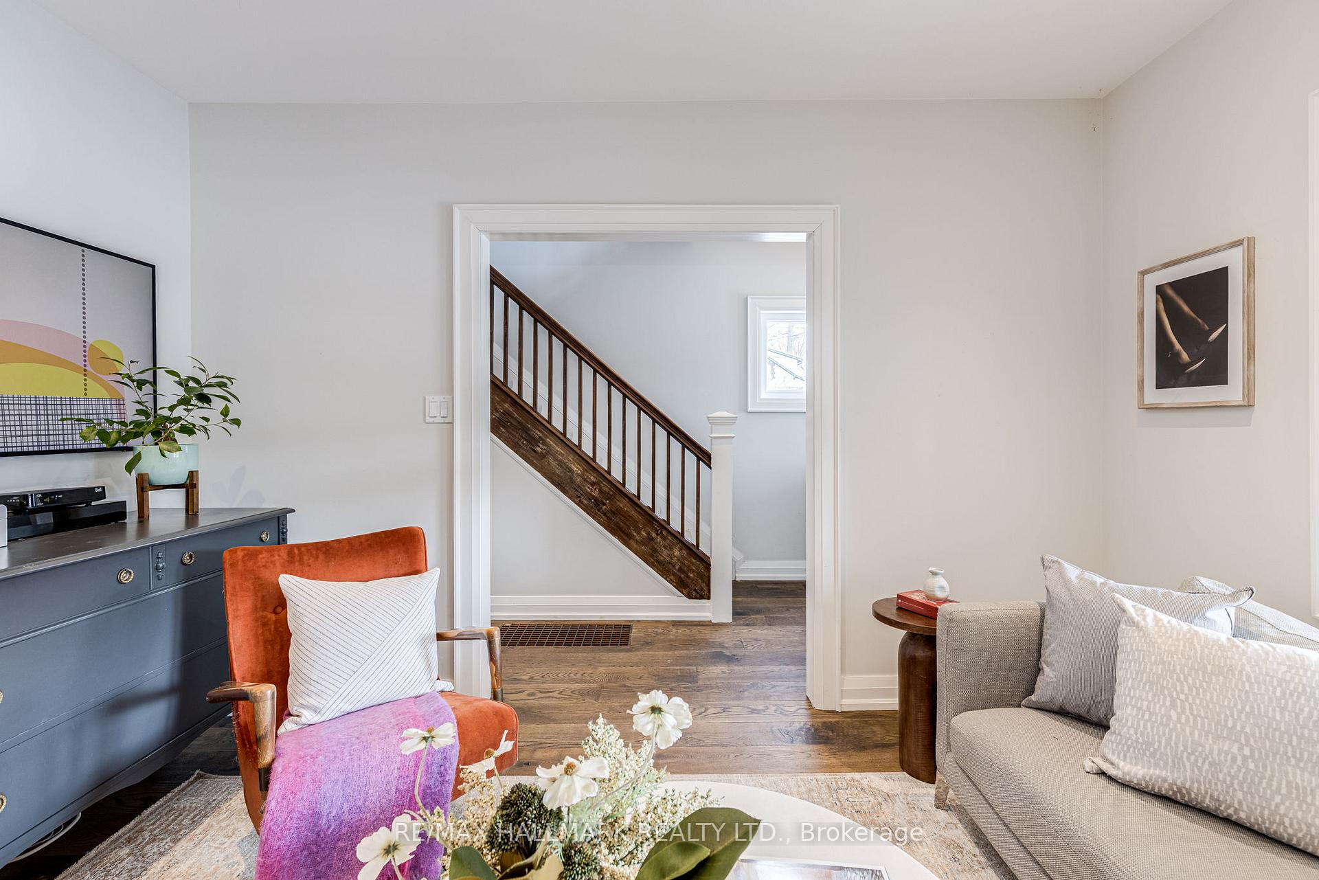Photo 7 of 8 Fairmount Crescent, Toronto, Woodbine Corridor — HOMEH