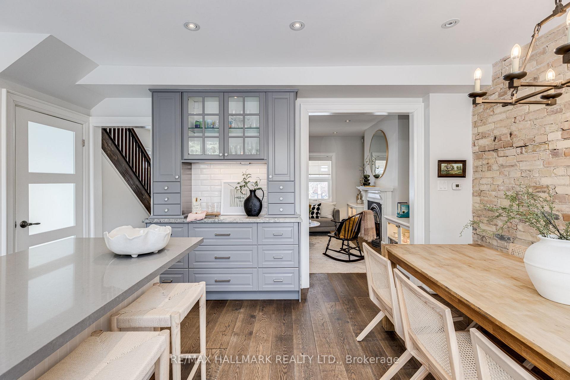 Photo 10 of 8 Fairmount Crescent, Toronto, Woodbine Corridor — HOMEH