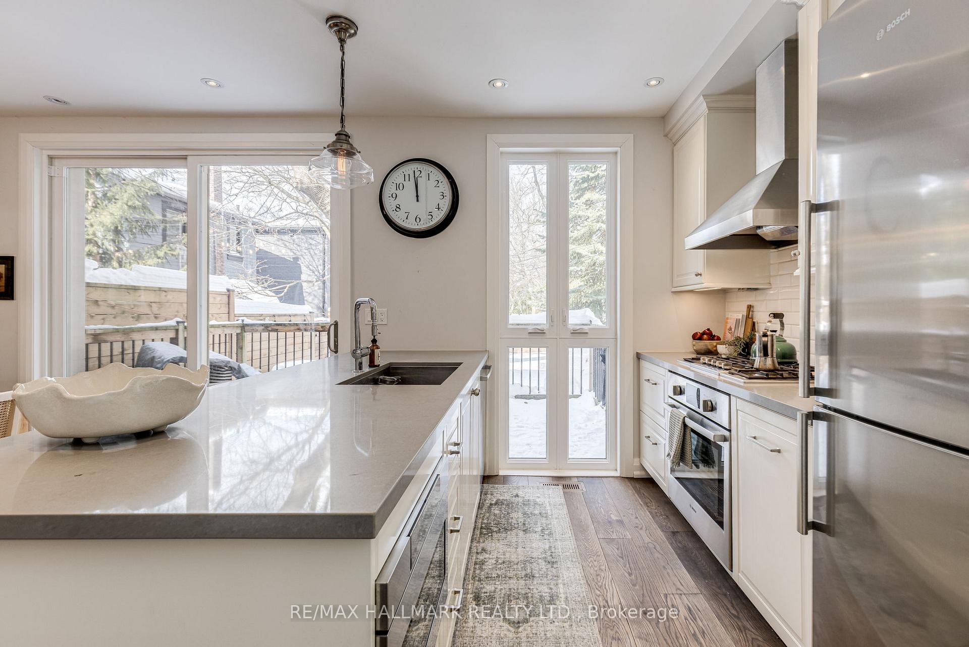 Photo 13 of 8 Fairmount Crescent, Toronto, Woodbine Corridor — HOMEH