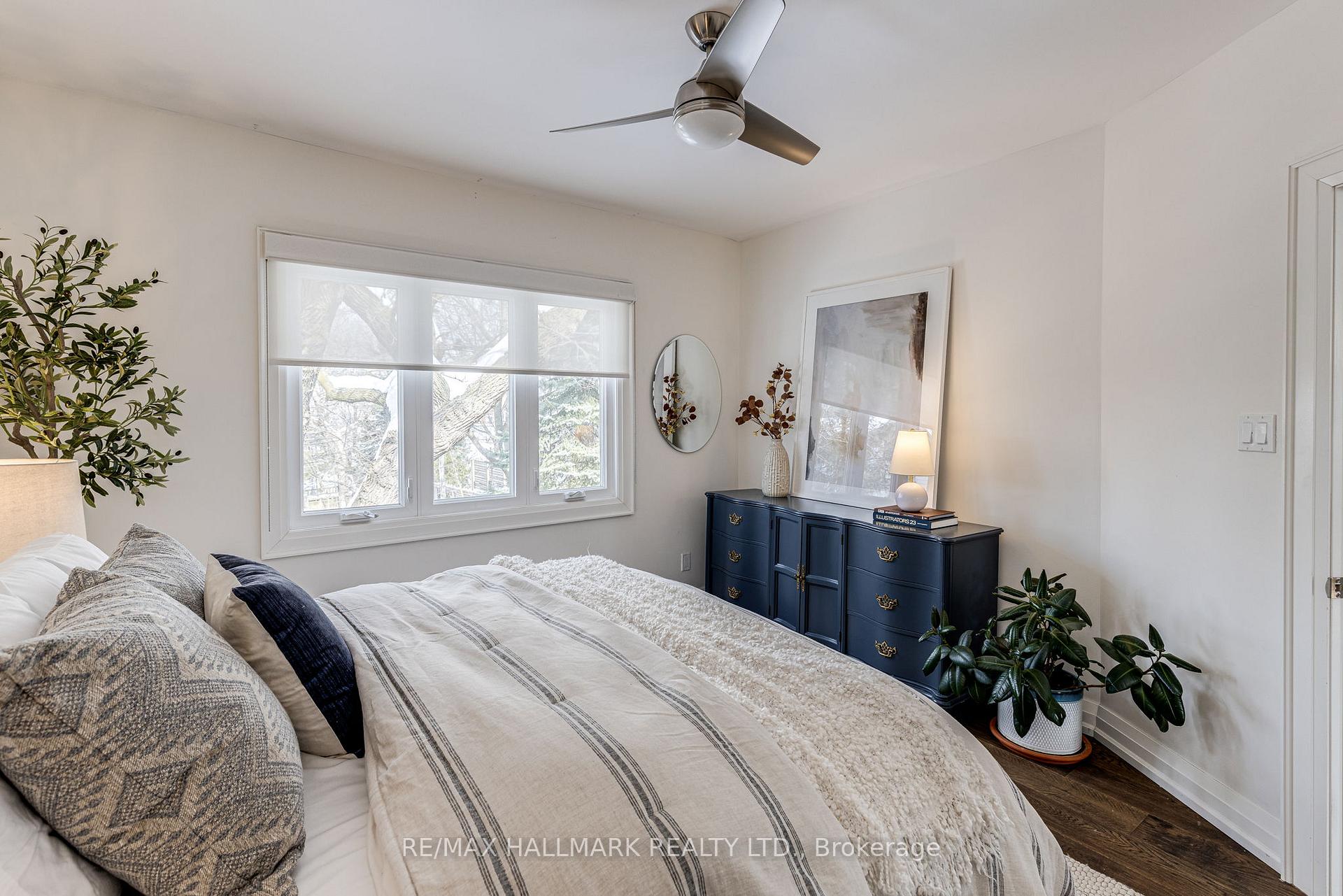 Photo 19 of 8 Fairmount Crescent, Toronto, Woodbine Corridor — HOMEH
