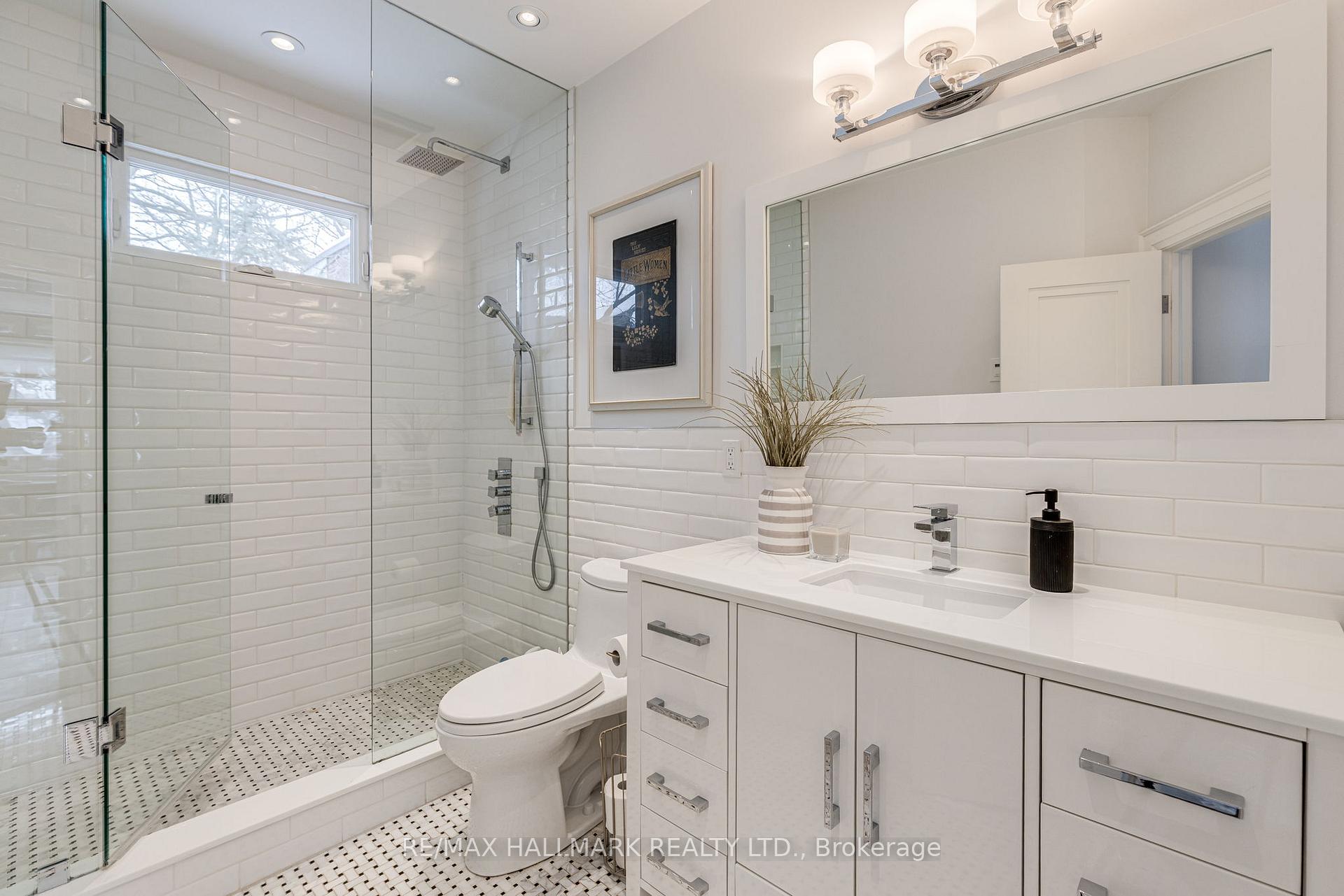 Photo 20 of 8 Fairmount Crescent, Toronto, Woodbine Corridor — HOMEH