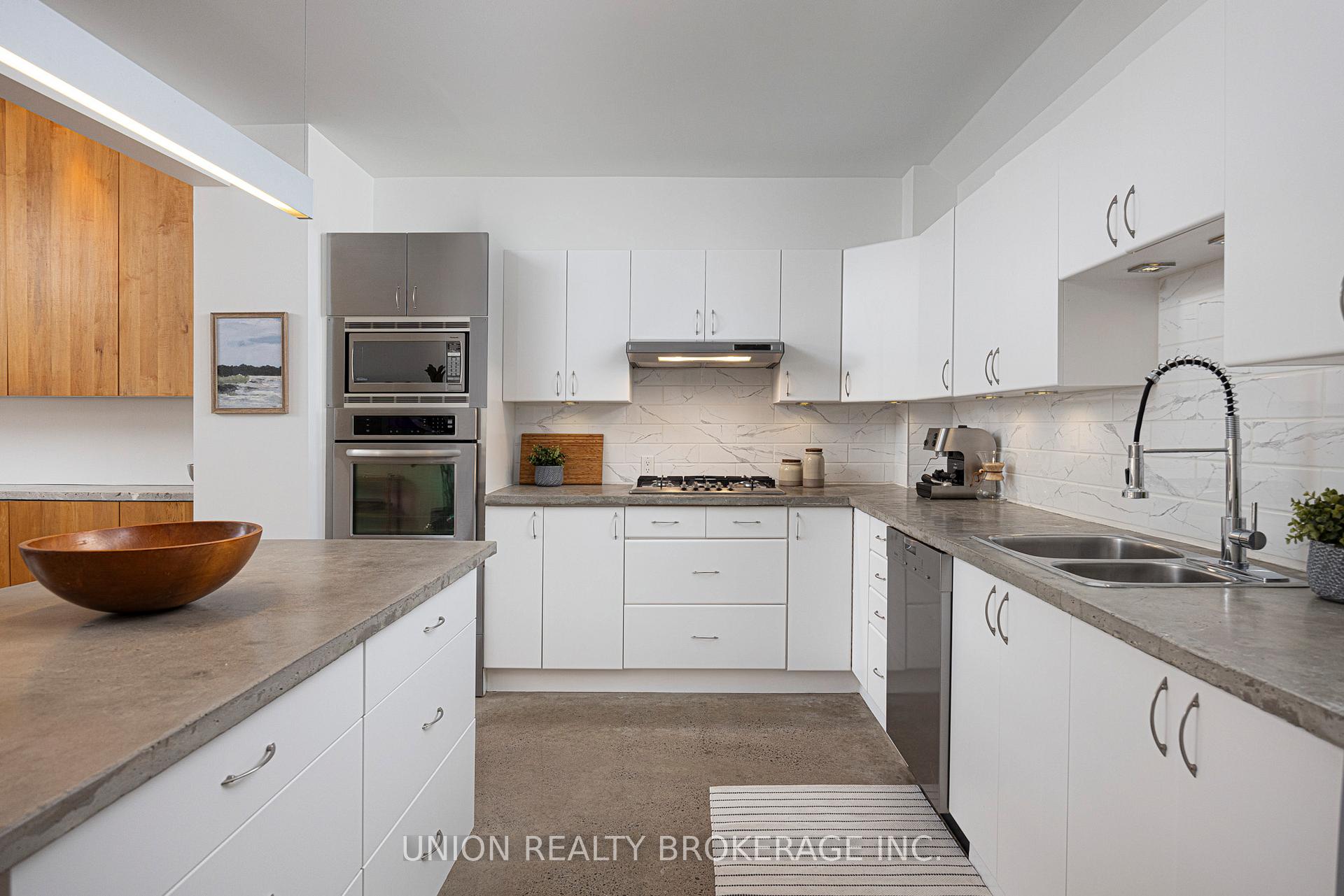 Photo 9 of 35 Brooklyn Avenue, Toronto, South Riverdale — HOMEH