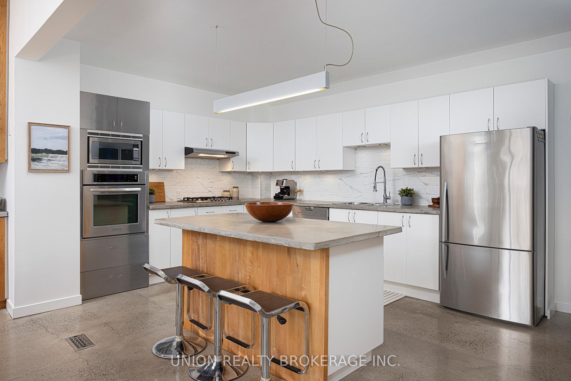 Photo 10 of 35 Brooklyn Avenue, Toronto, South Riverdale — HOMEH