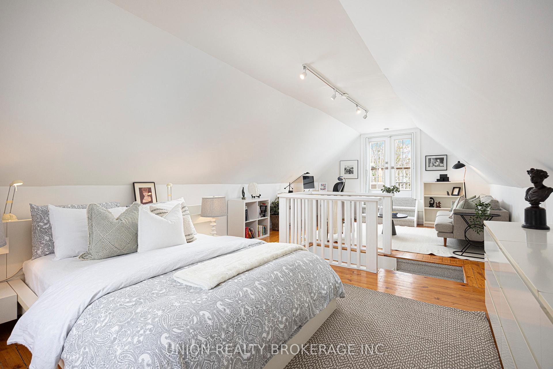 Photo 30 of 35 Brooklyn Avenue, Toronto, South Riverdale — HOMEH