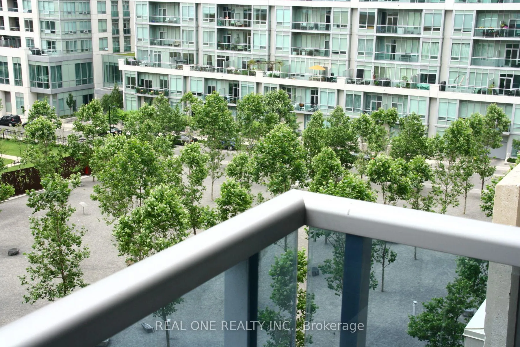 Photo 4 of Unit 506, 500 Sherbourne Street, Toronto, North St. James Town — HOMEH
