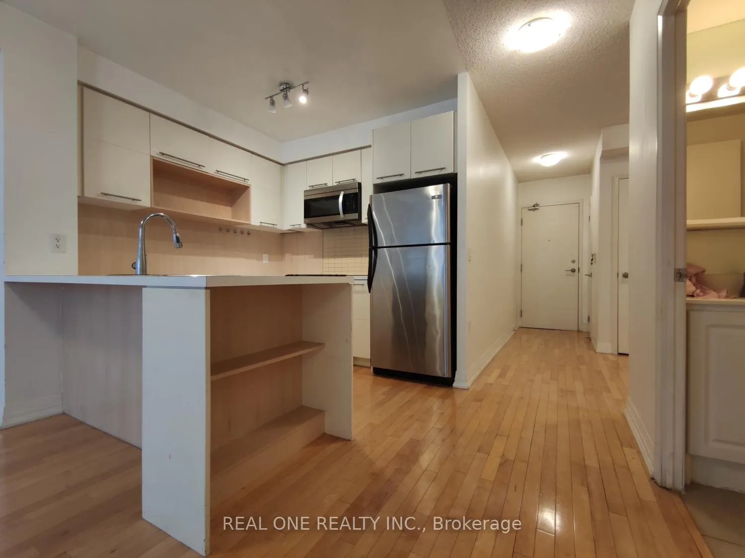 Photo 3 of Unit 2606, 25 Carlton Street, Toronto, Church-Yonge Corridor — HOMEH