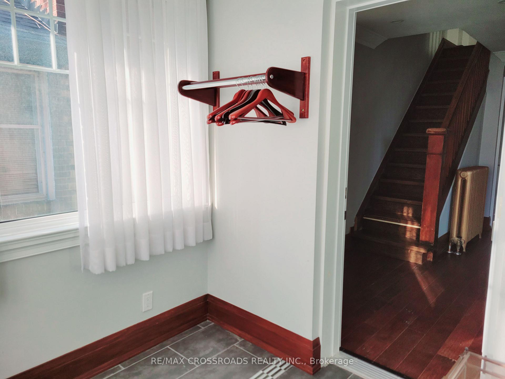 Photo 2 of 11 Maxwell Avenue, Toronto, Yonge-Eglinton — HOMEH