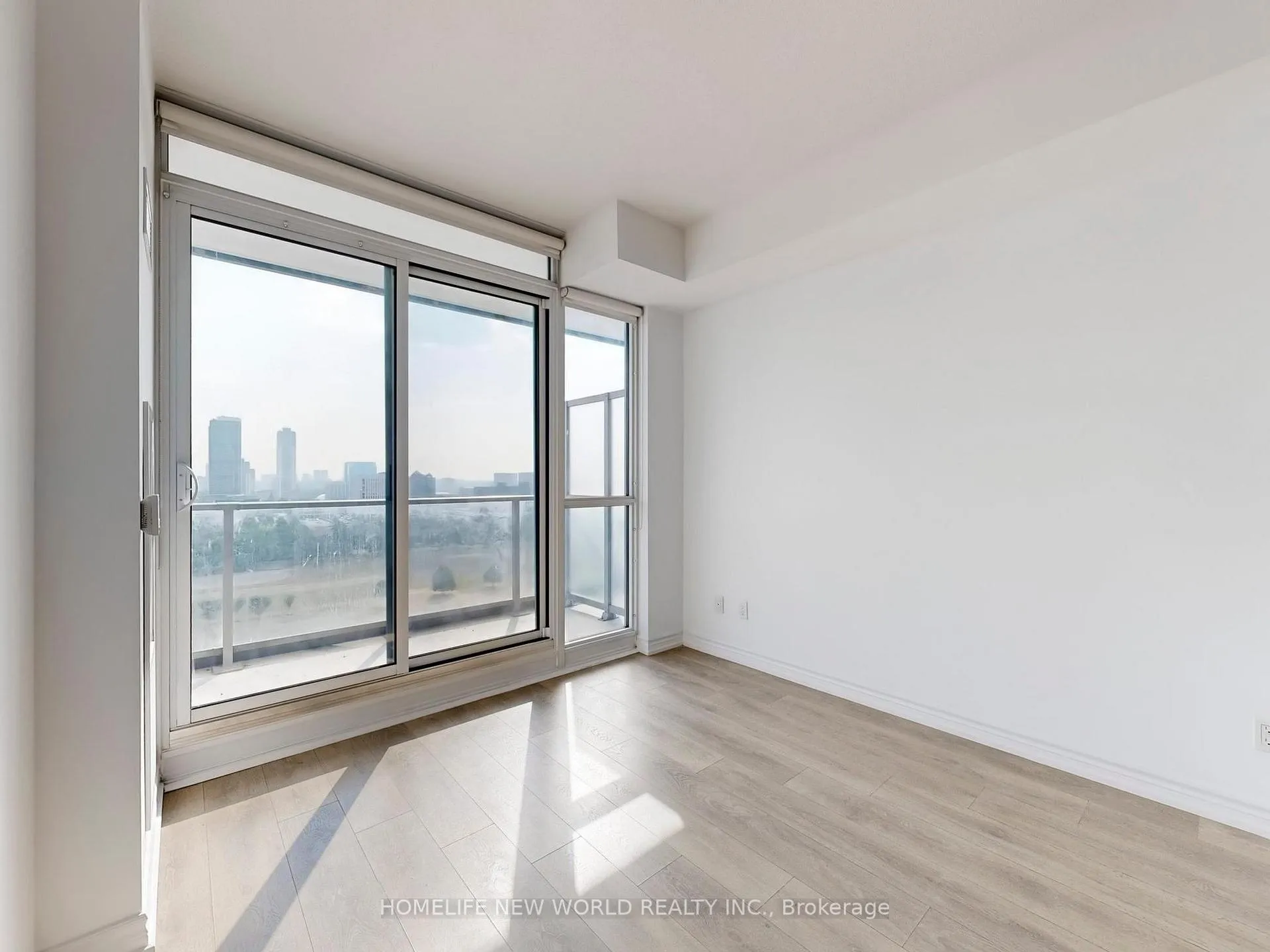 Photo 8 of Unit 1306, 32 Forest Manor Road, North York, Henry Farm — HOMEH