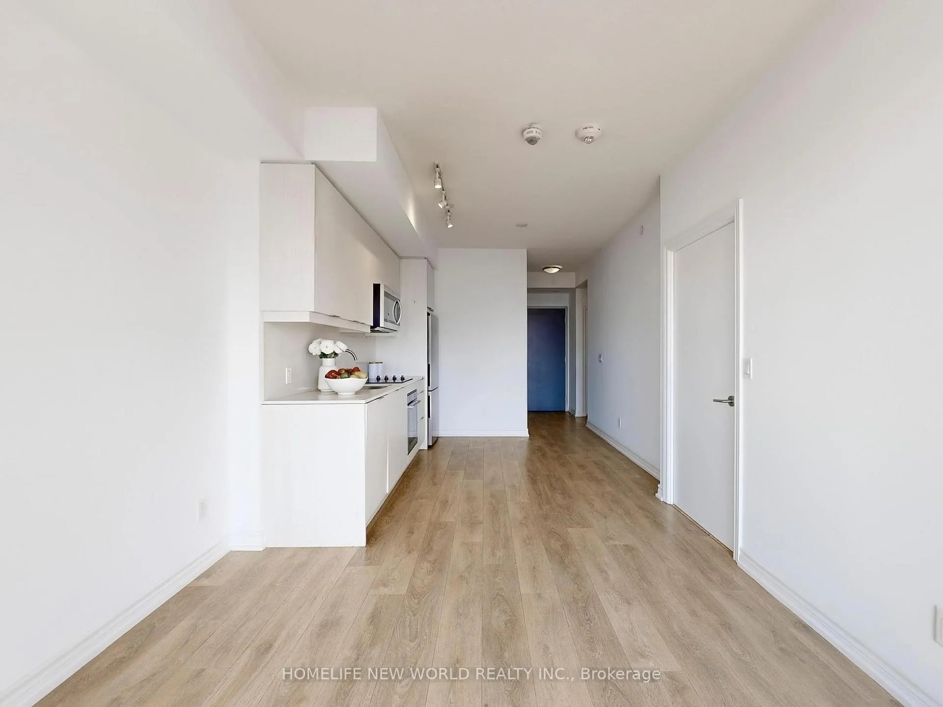 Photo 12 of Unit 1306, 32 Forest Manor Road, North York, Henry Farm — HOMEH