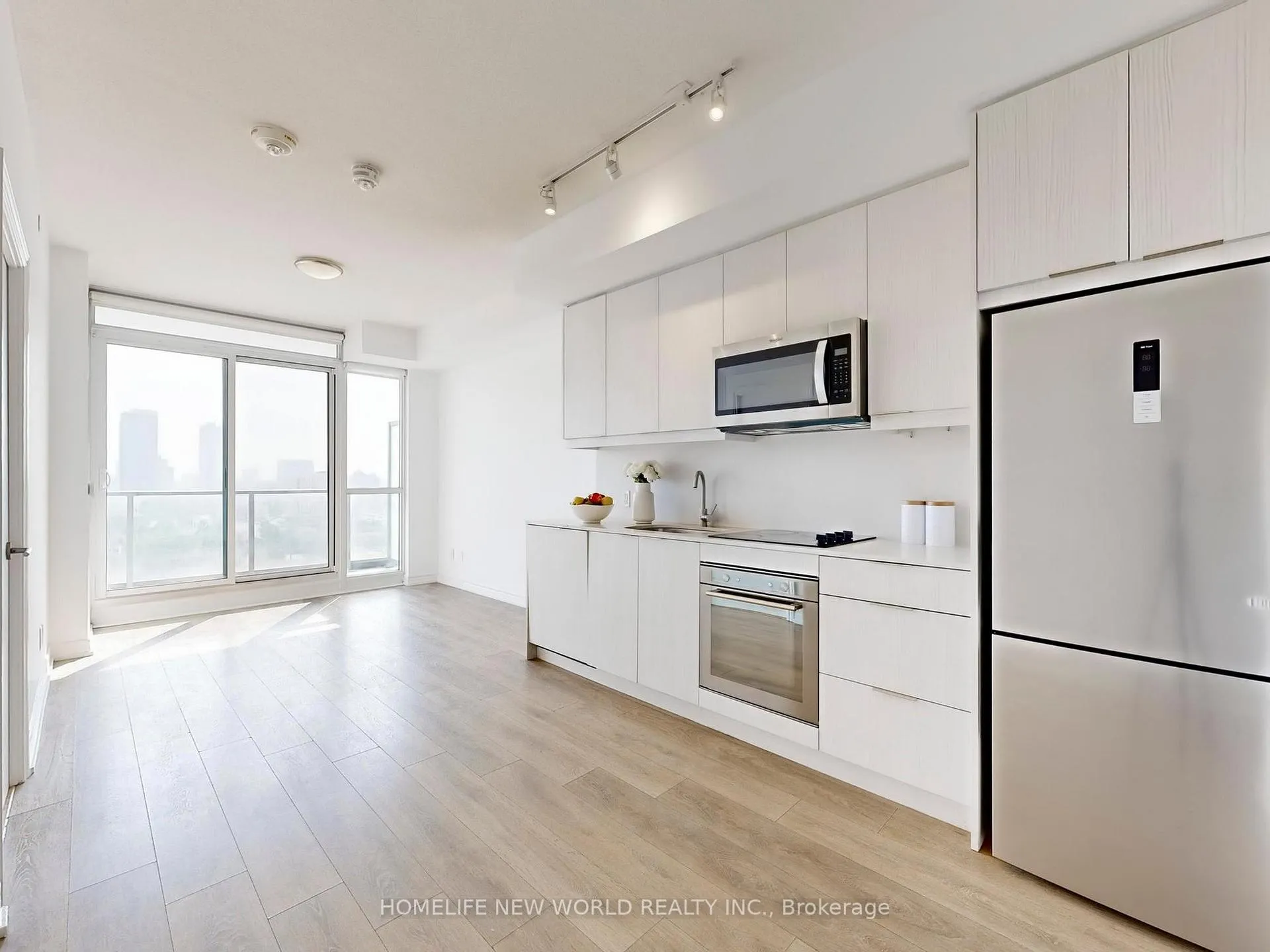 Photo 13 of Unit 1306, 32 Forest Manor Road, North York, Henry Farm — HOMEH